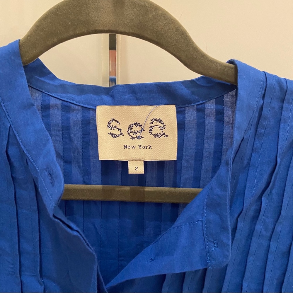 like new blue blouse